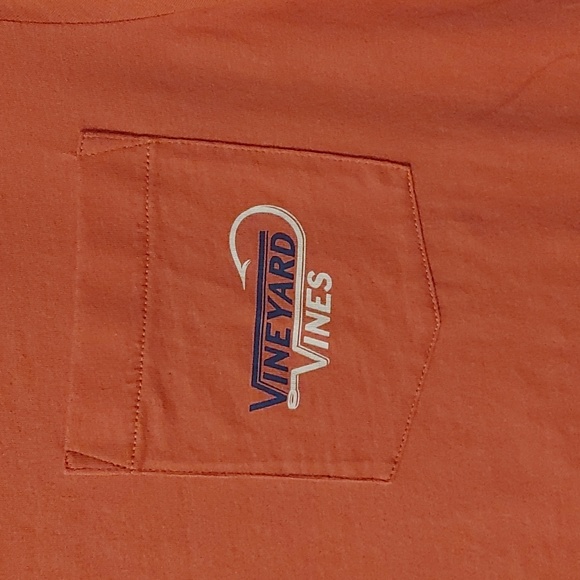 Final Price Vineyard Vines T-Shirt - Picture 2 of 3